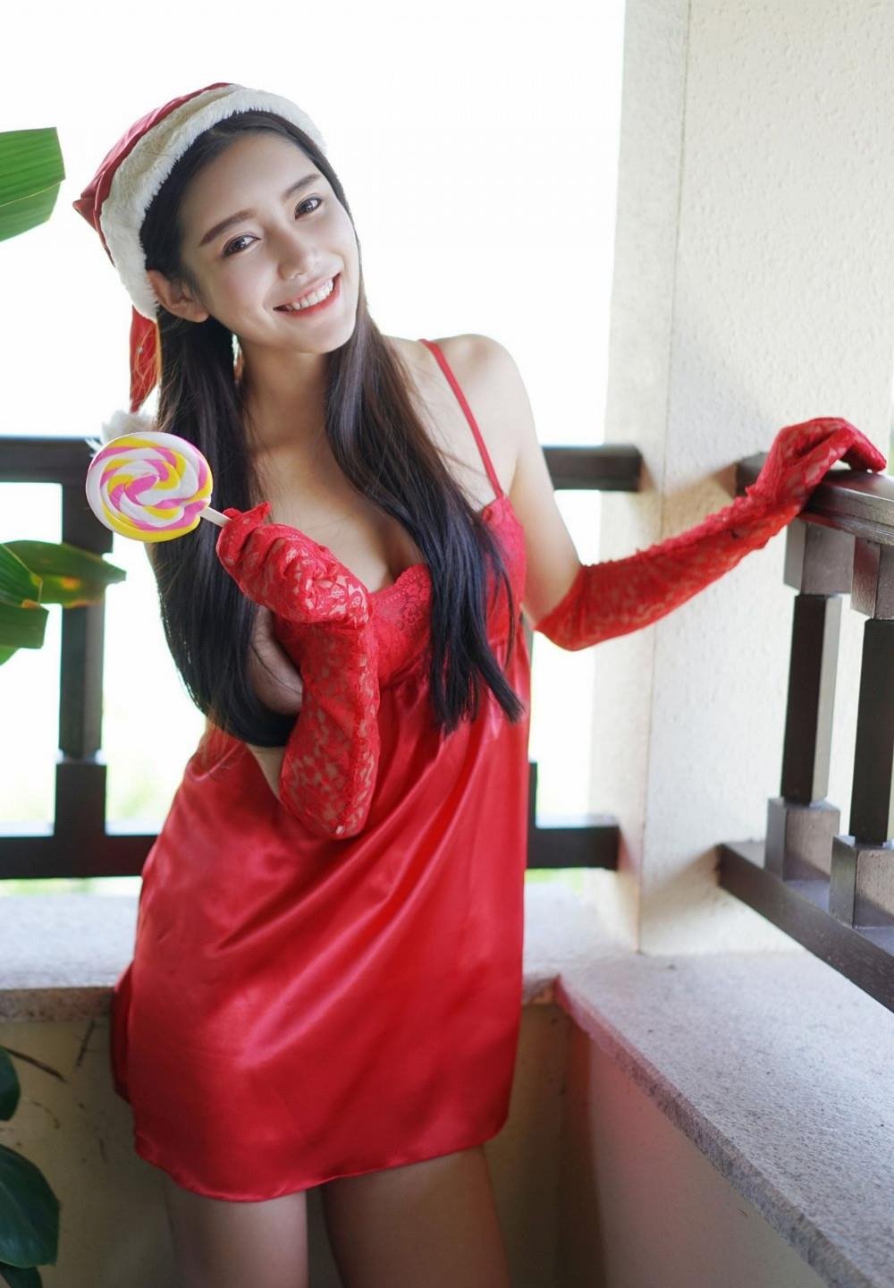 ���ٰ���